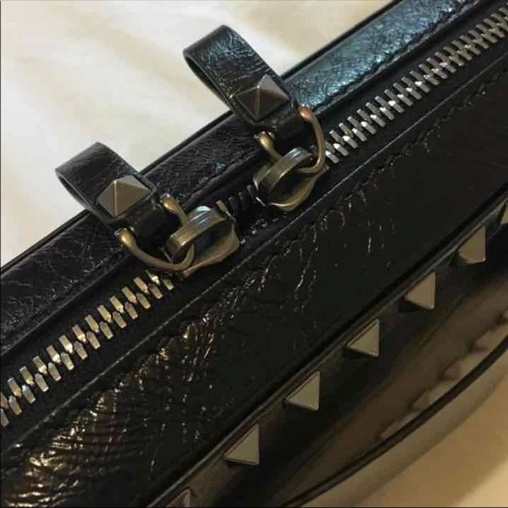 Valentino rockstud noir guitar crossbody - Picture 2 of 4